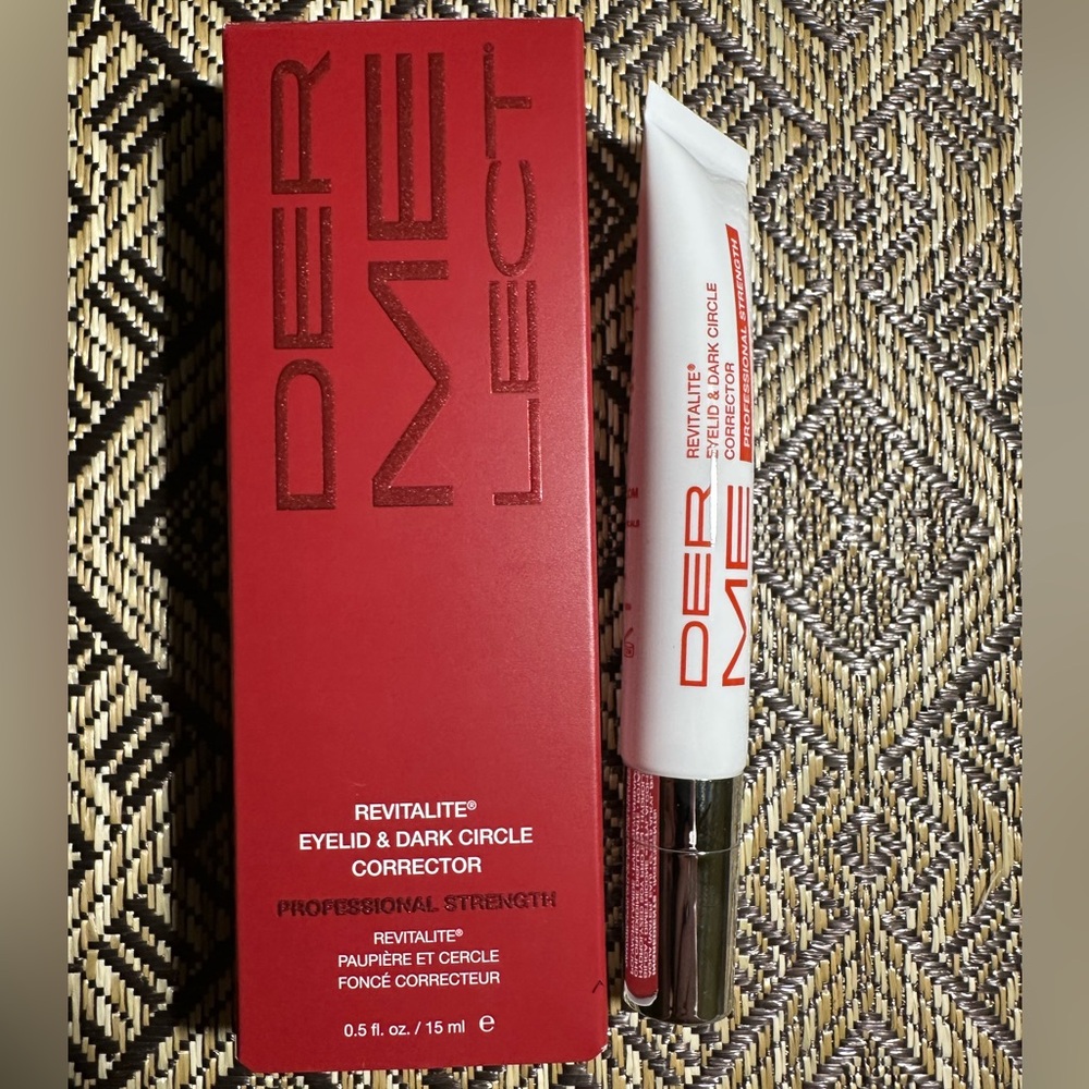 Dermelect Revitalite Professional Eyelid & Dark Circle Corrector - Picture 3 of 9